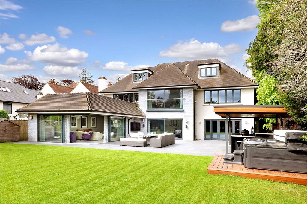 Additional image 20 of 6 bed detached house for salePenn Road, Beaconsfield, Buckinghamshire HP9
