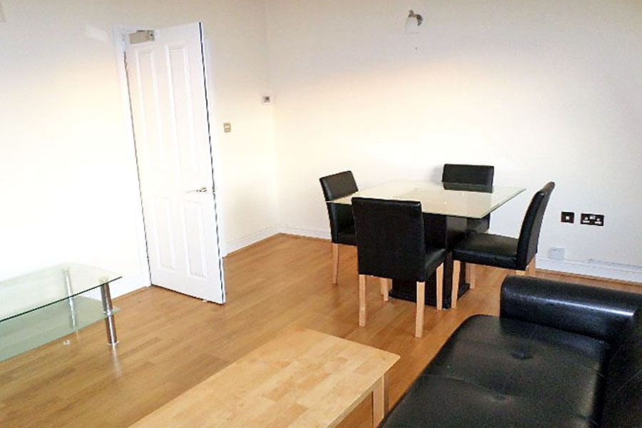 Property photo 3 of 5 Gallery