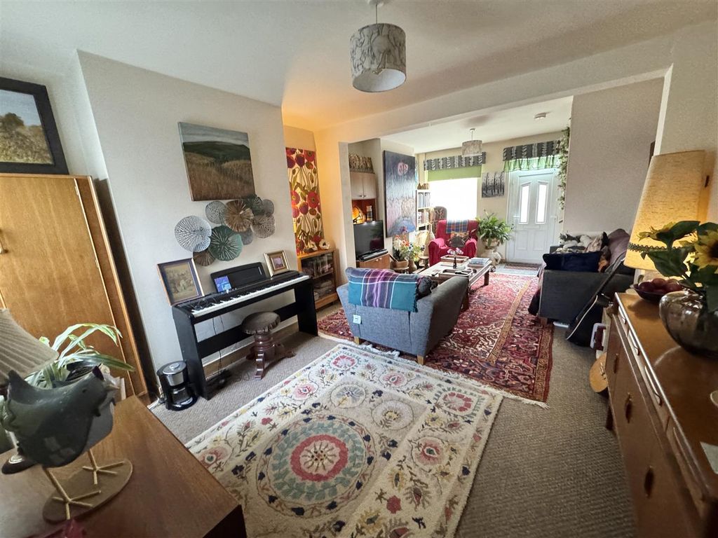 Property photo 3 of 10 Img_2165.Jpg