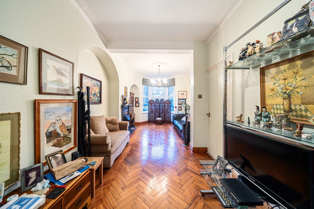 Property photo 2 of 13 Picture No. 03