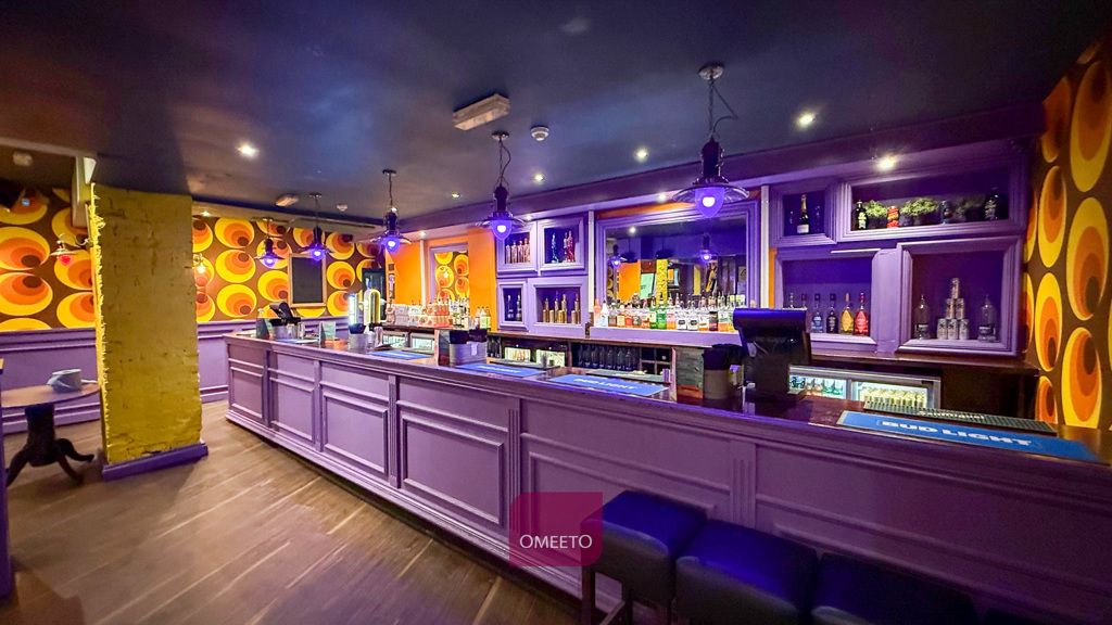 Property photo 2 of 16 Bar For Sale