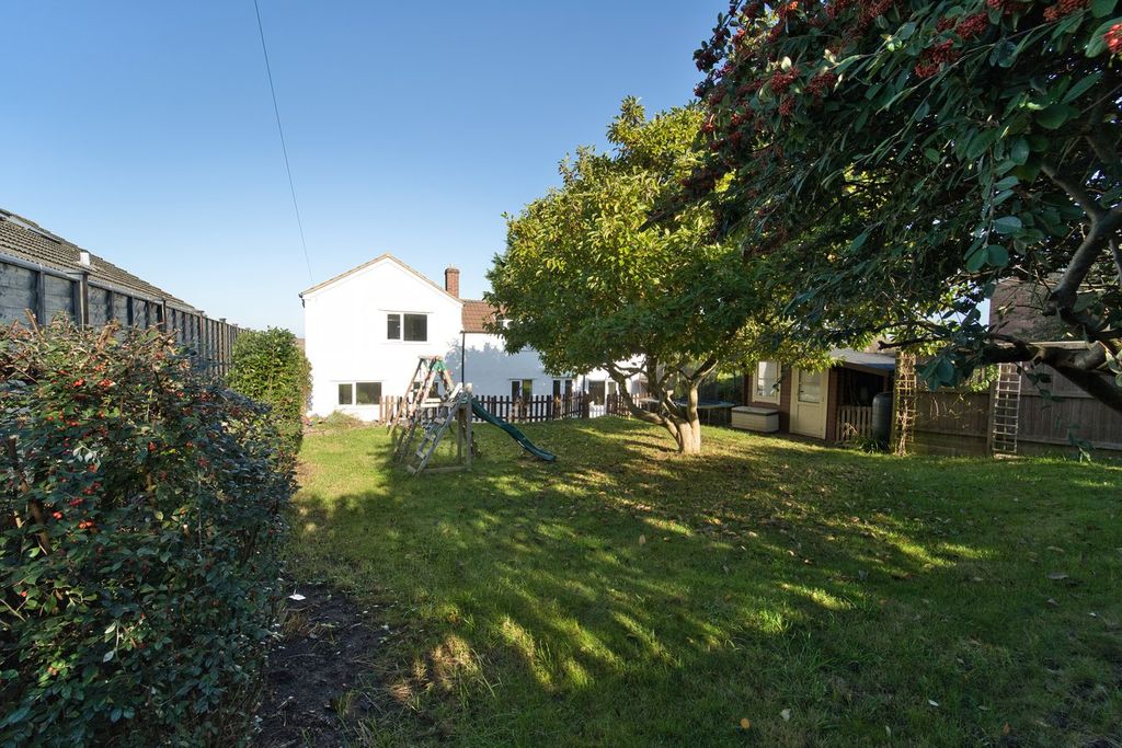 Property photo 1 of 26