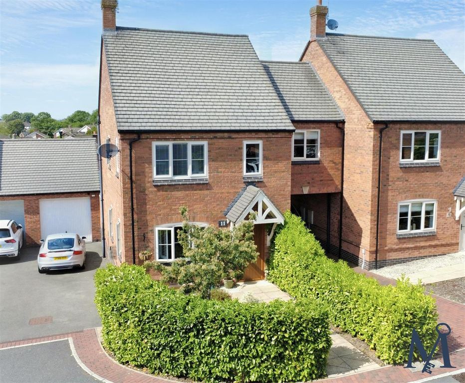 Property photo 1 of 24
