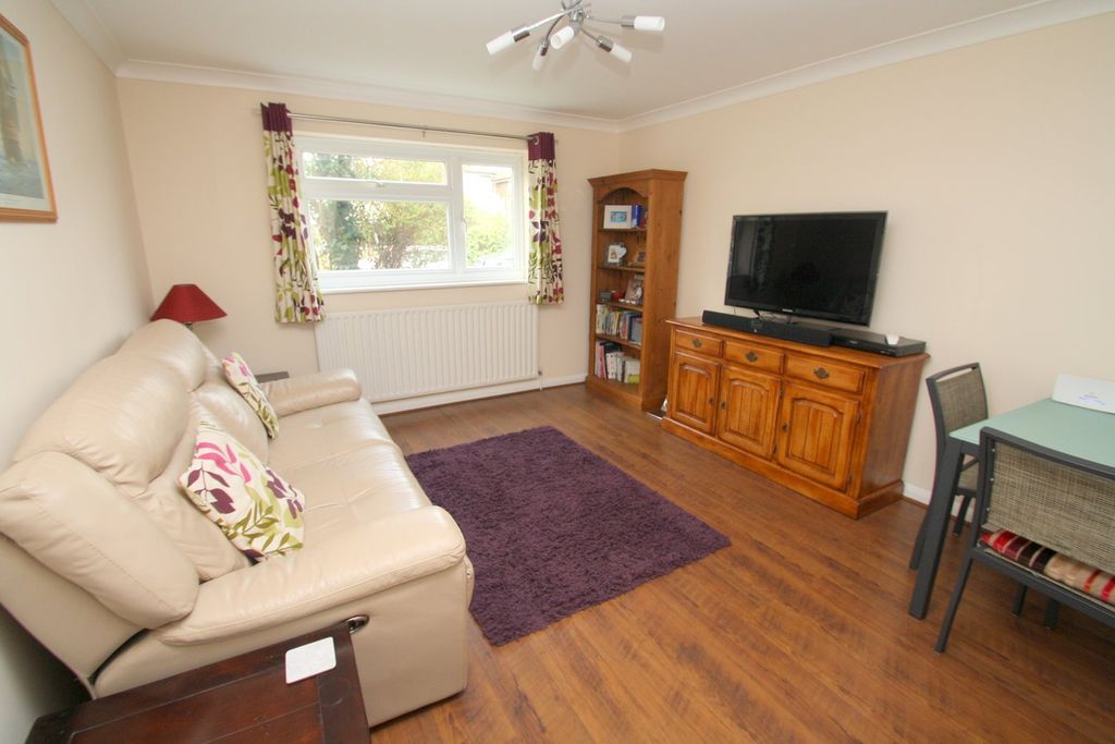 Property photo 2 of 6