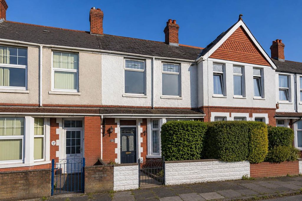 Property photo 1 of 15 Halsbury Road .Jpg