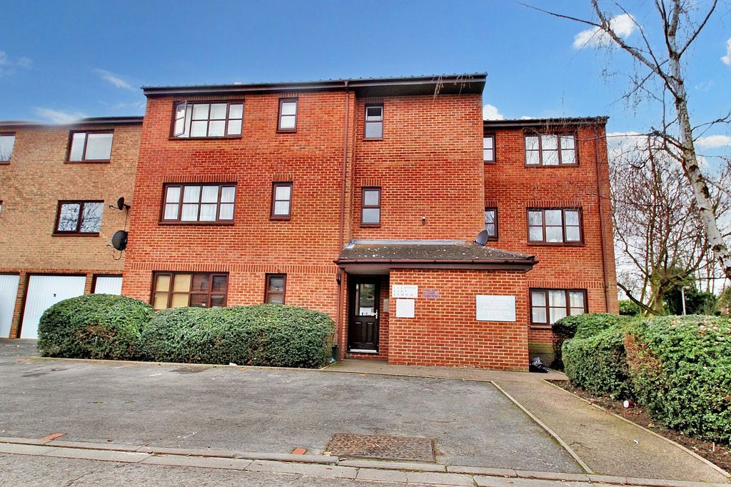 Property photo 1 of 6