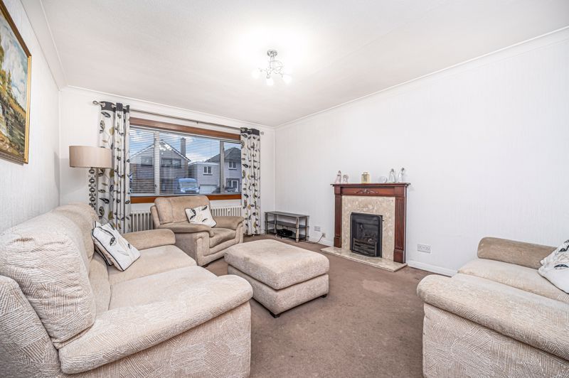 Property photo 2 of 23 Lounge