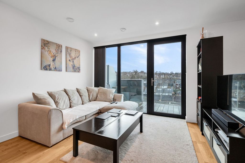 Property photo 1 of 16