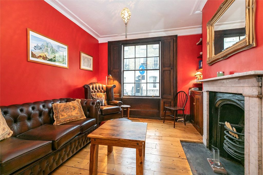 Property photo 2 of 13