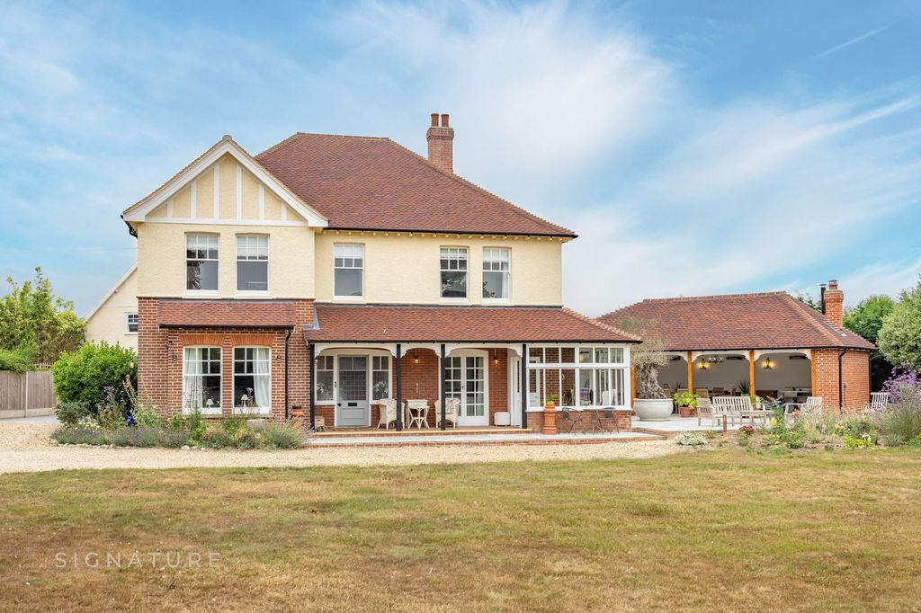 Property photo 1 of 33