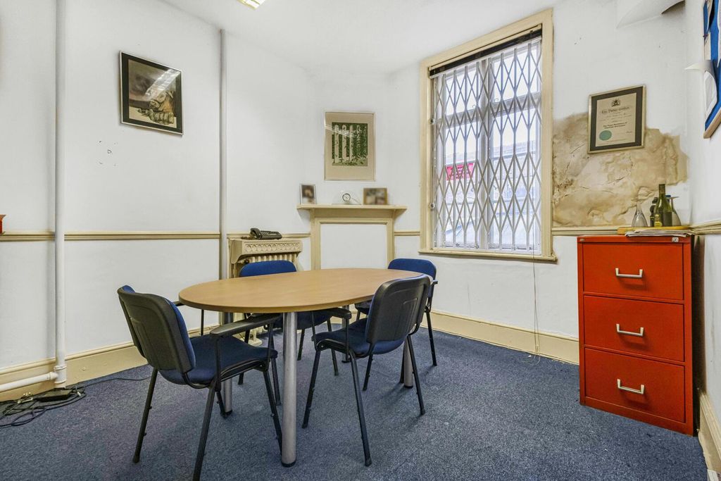 Property photo 3 of 8 Dining Room