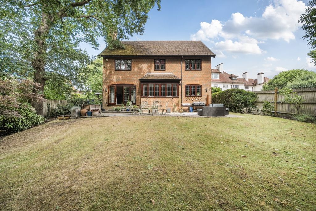 Property photo 1 of 10