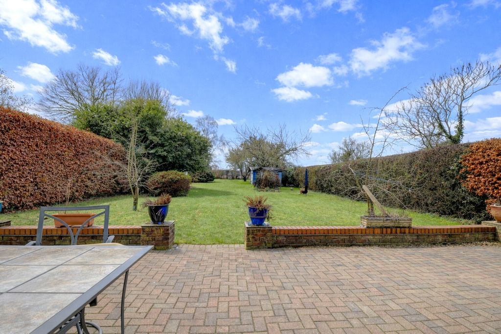 Property photo 2 of 19 Picture No. 38