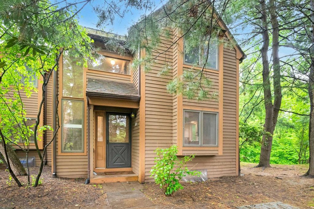 Property photo 1 of 31