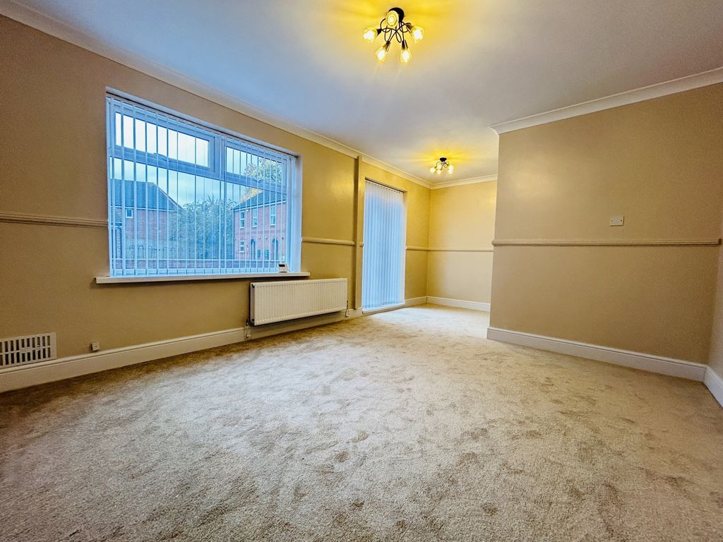 Property photo 3 of 11 Img_0369