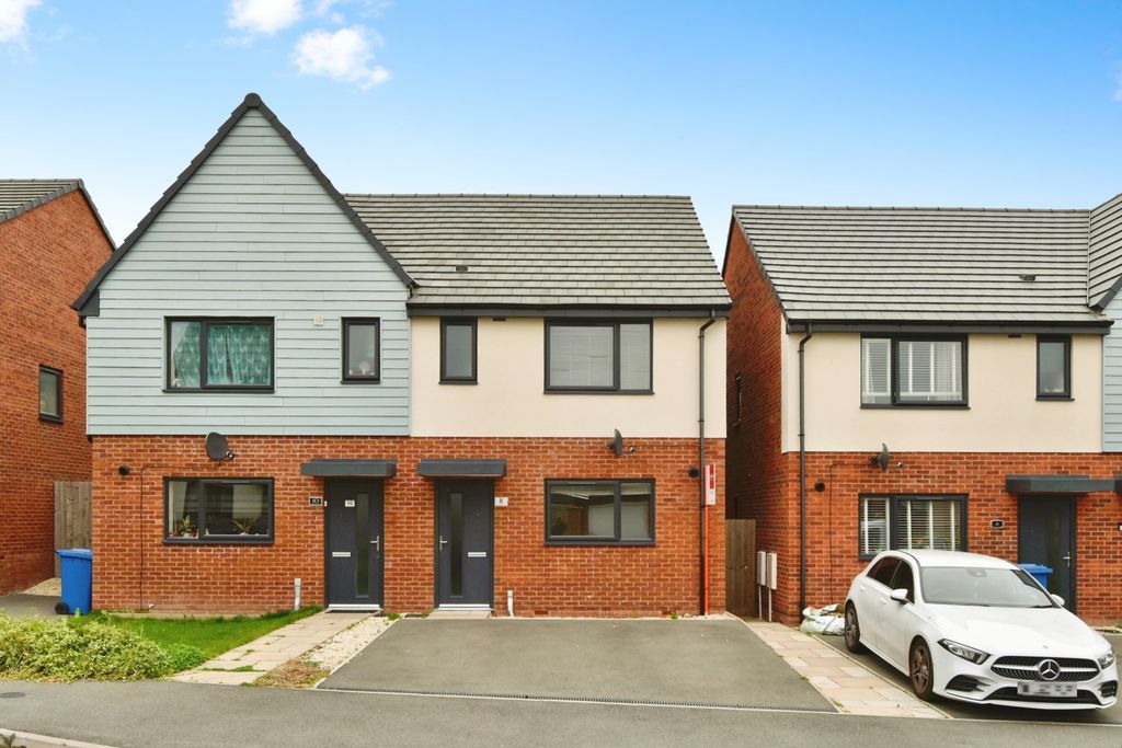 Property photo 1 of 17 Photo