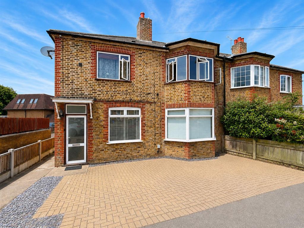 Property photo 1 of 9 Front.Jpg