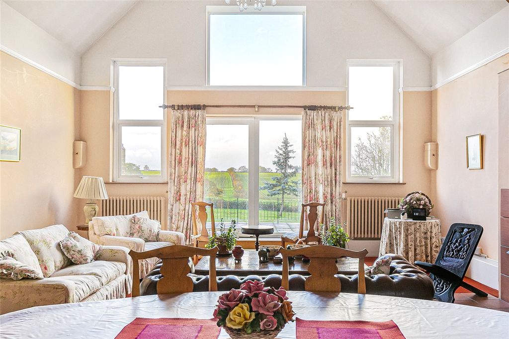 Additional image 7 of 5 bed detached house for saleEast Lodge Lane, Enfield EN2