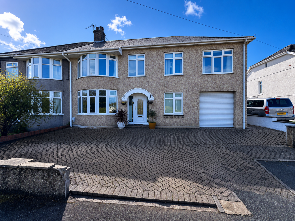 Property photo 1 of 35