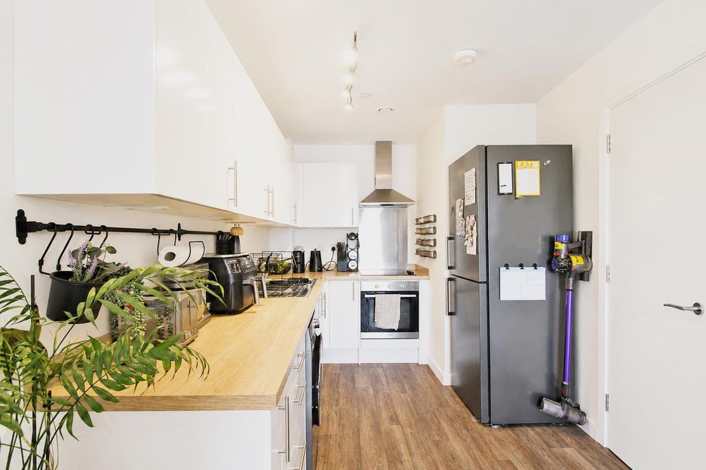 Property photo 3 of 10 Living/Kitchen/Dining Room