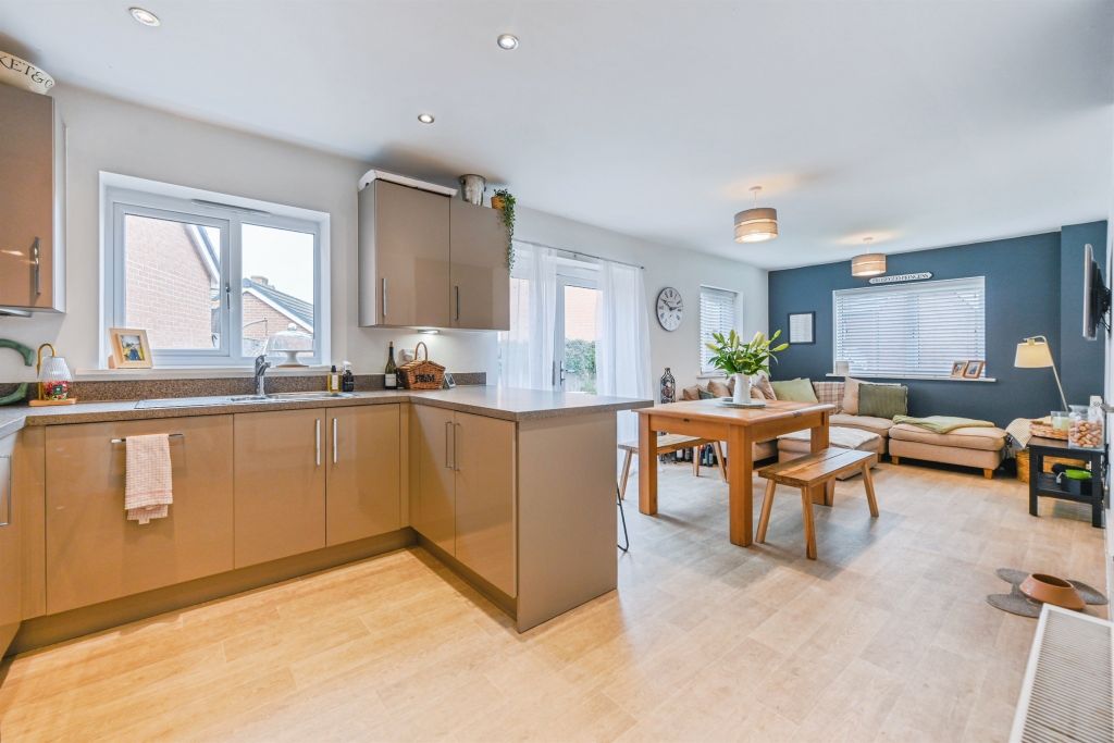 Property photo 3 of 18 Kitchen Living Diner: