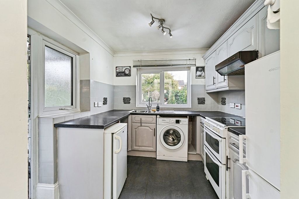 Property photo 3 of 12 Pbox-Img.Jpg