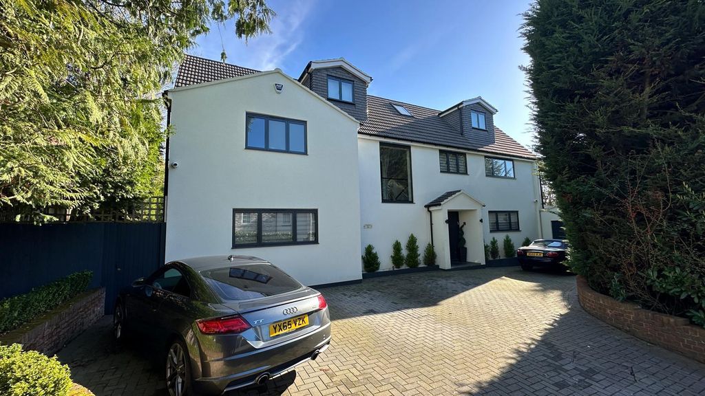 Property photo 3 of 32 Photo-2026-03-02-14-38-29 3.Jpg