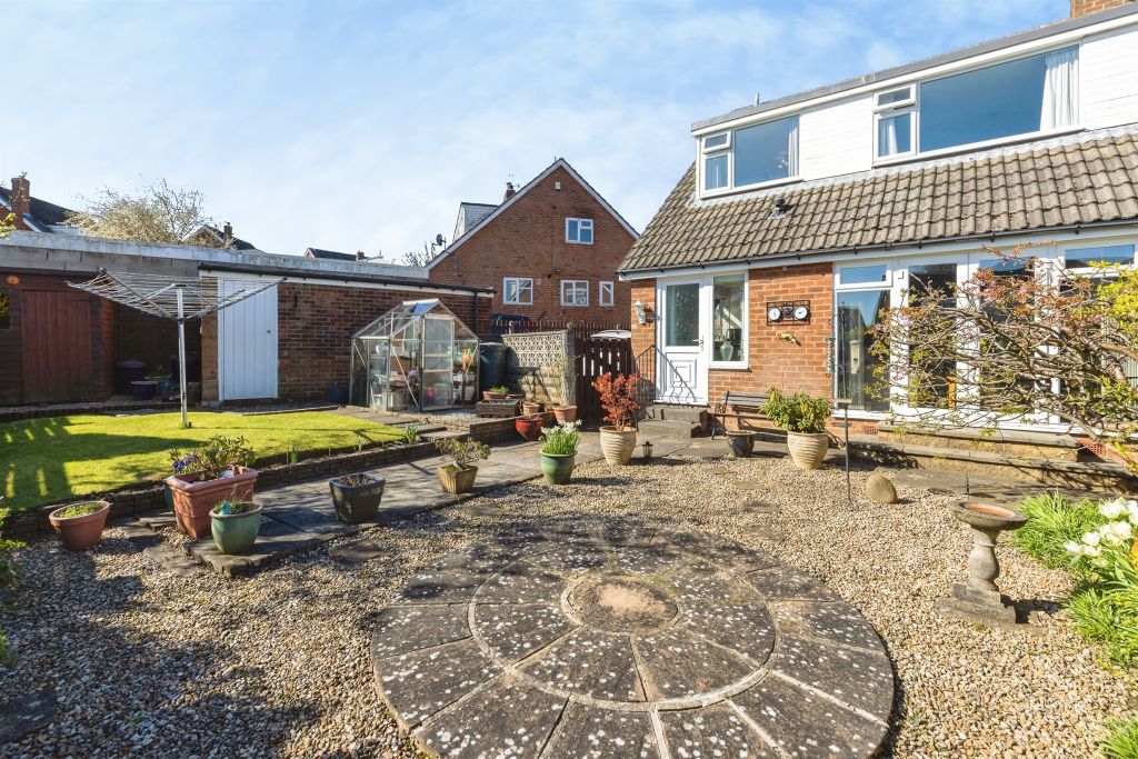 Property photo 3 of 16