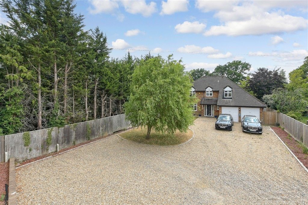 Property photo 1 of 16 External (Web)