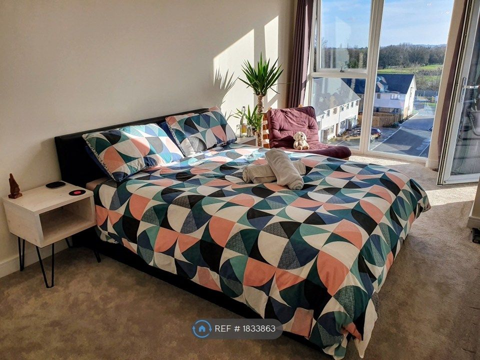 Property photo 3 of 13 Master Bedroom 1