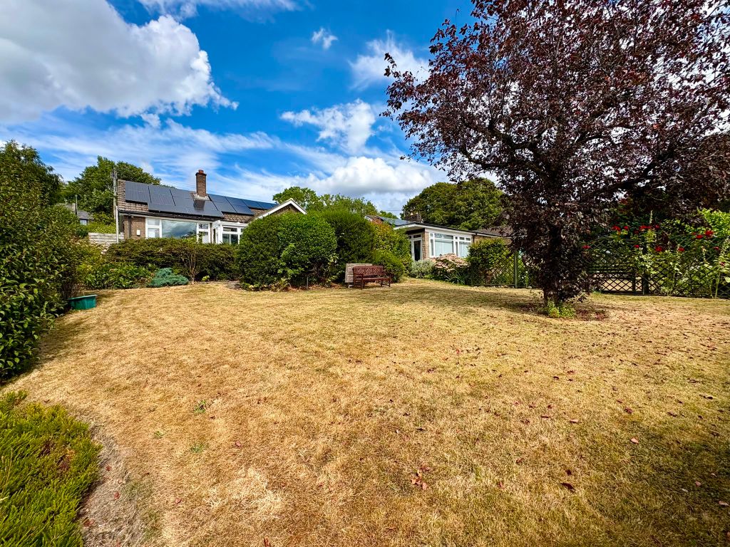 Property photo 2 of 23