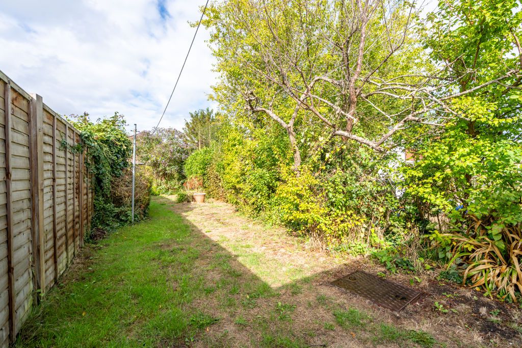 Property photo 2 of 26 Photo 13