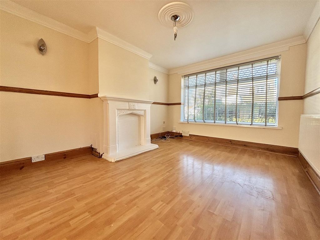 Property photo 3 of 18 Img_9392.Jpg