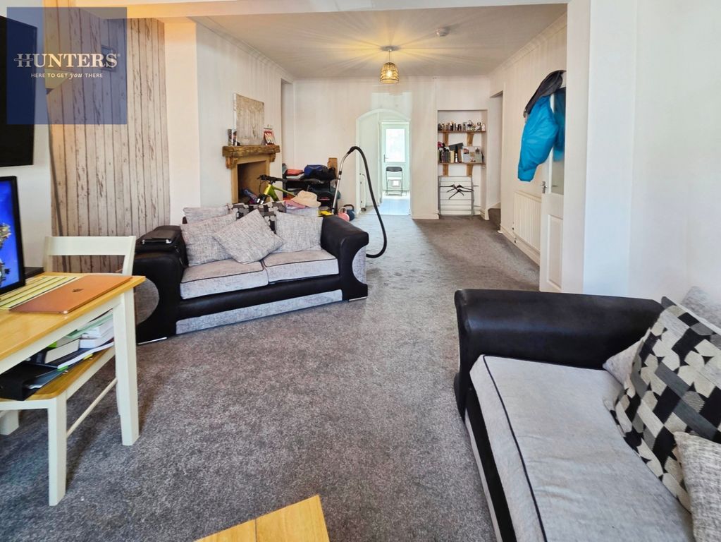 Property photo 2 of 9 Pbox-Img.Jpg