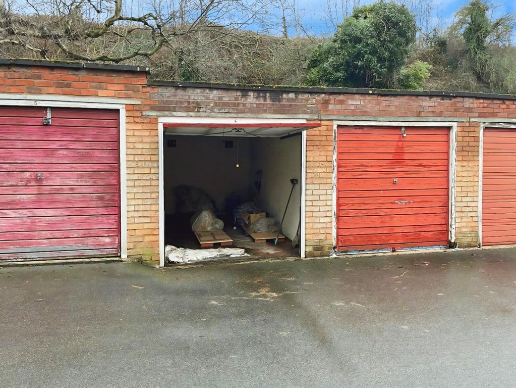 Property photo 2 of 5 c1d3910A-G63.Jpeg