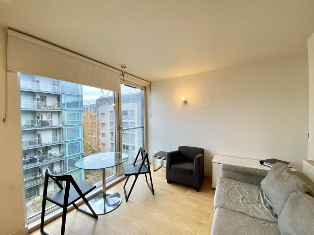 Property photo 3 of 8 Thumbnail_Img_3739.Jpg