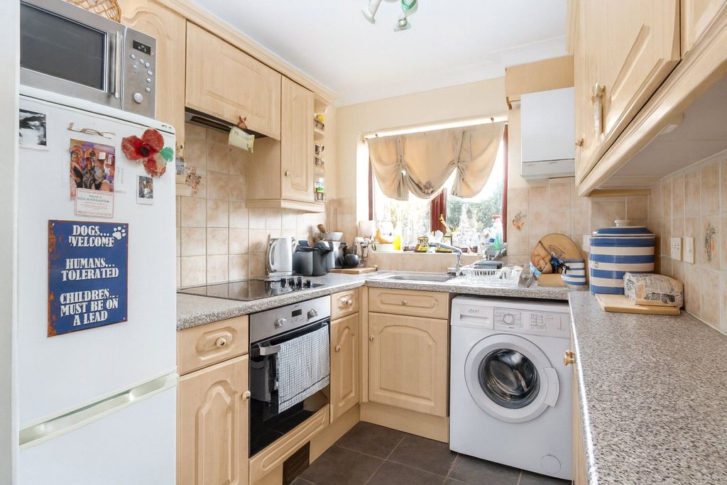 Property photo 3 of 8 Picture No. 05