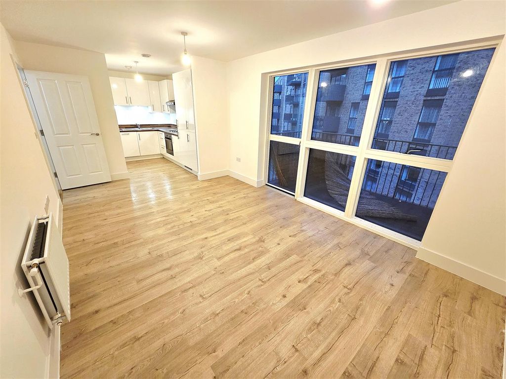 Property photo 3 of 6 20251118_161128.Jpg