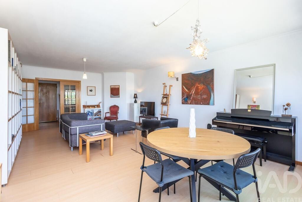 Property photo 3 of 35