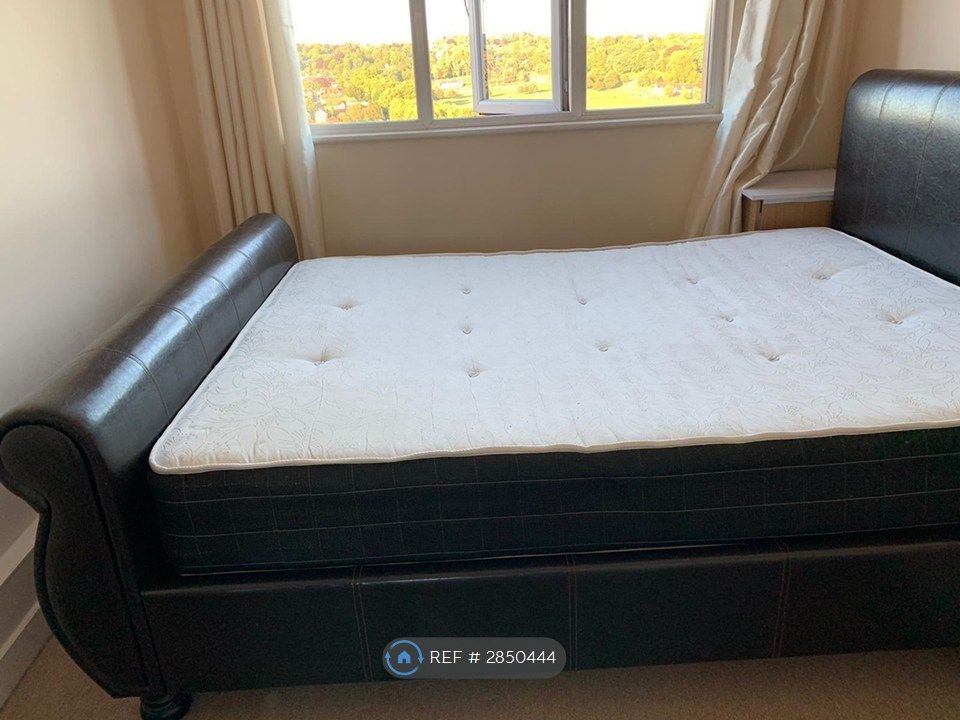 Property photo 3 of 21 Current Bedroom