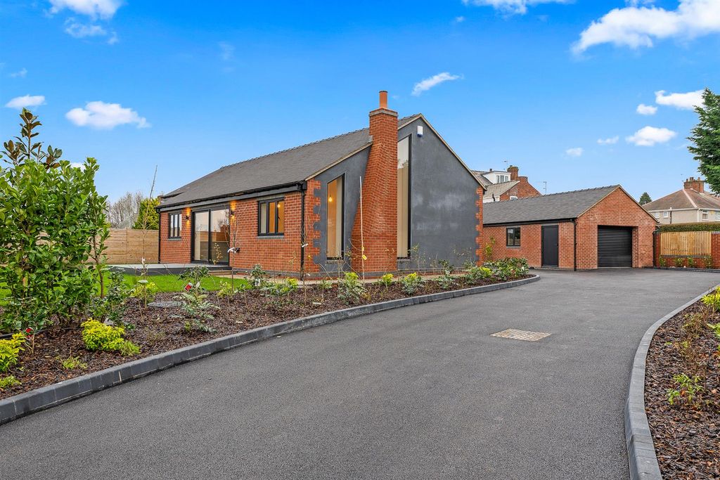 Property photo 1 of 28 P1683003-Edit.Jpg