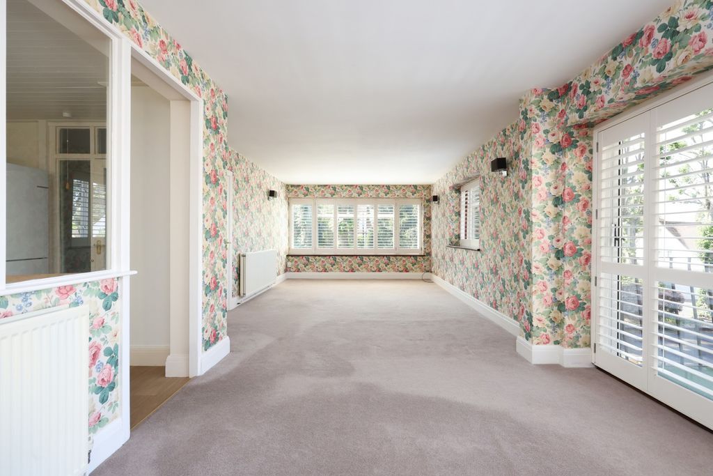 Property photo 2 of 14 Lounge/Dining Room