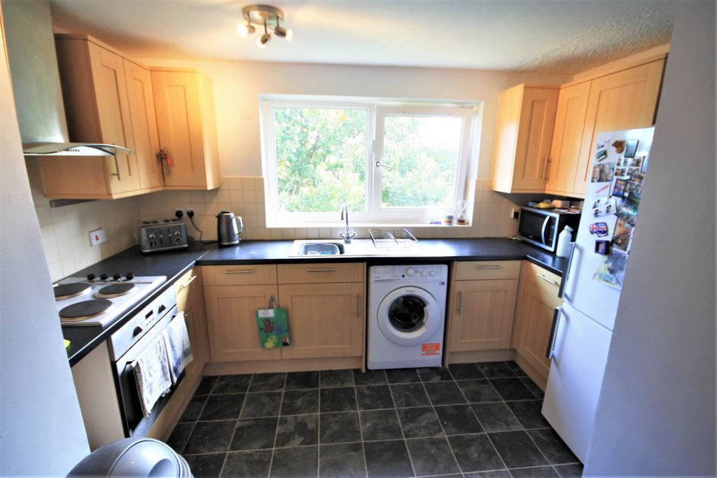 Property photo 3 of 9 Img_3880
