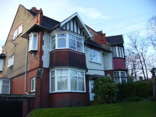 Property photo 1 of 2