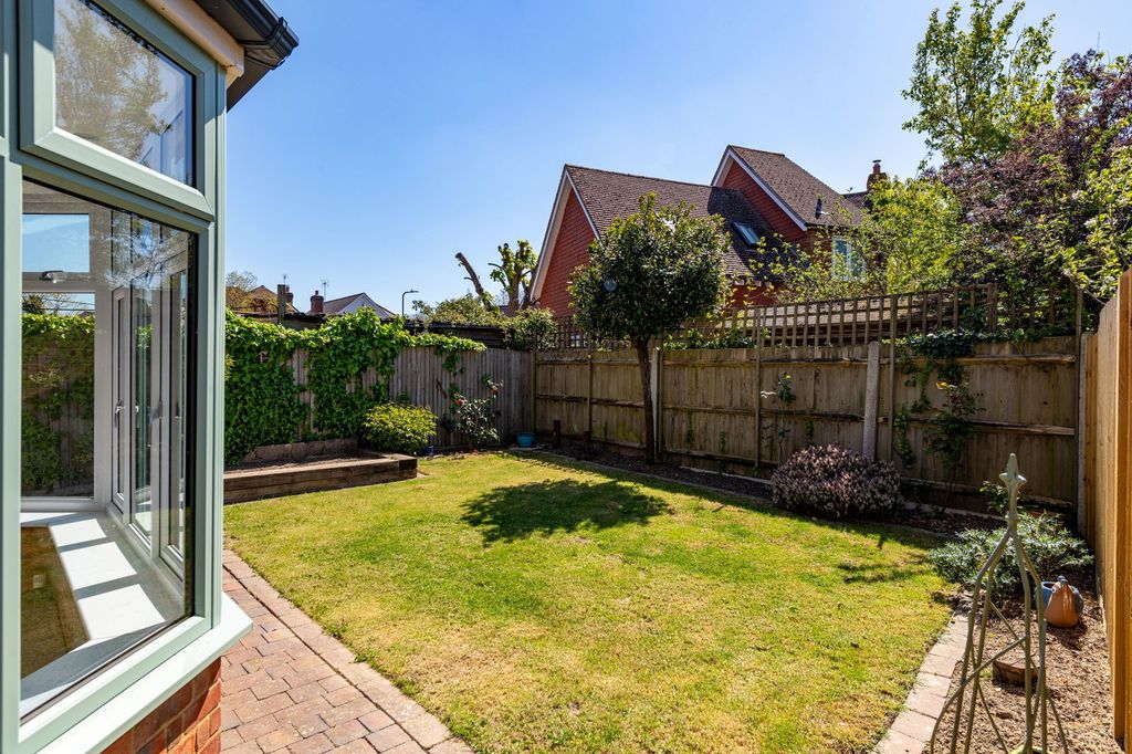 Property photo 2 of 16
