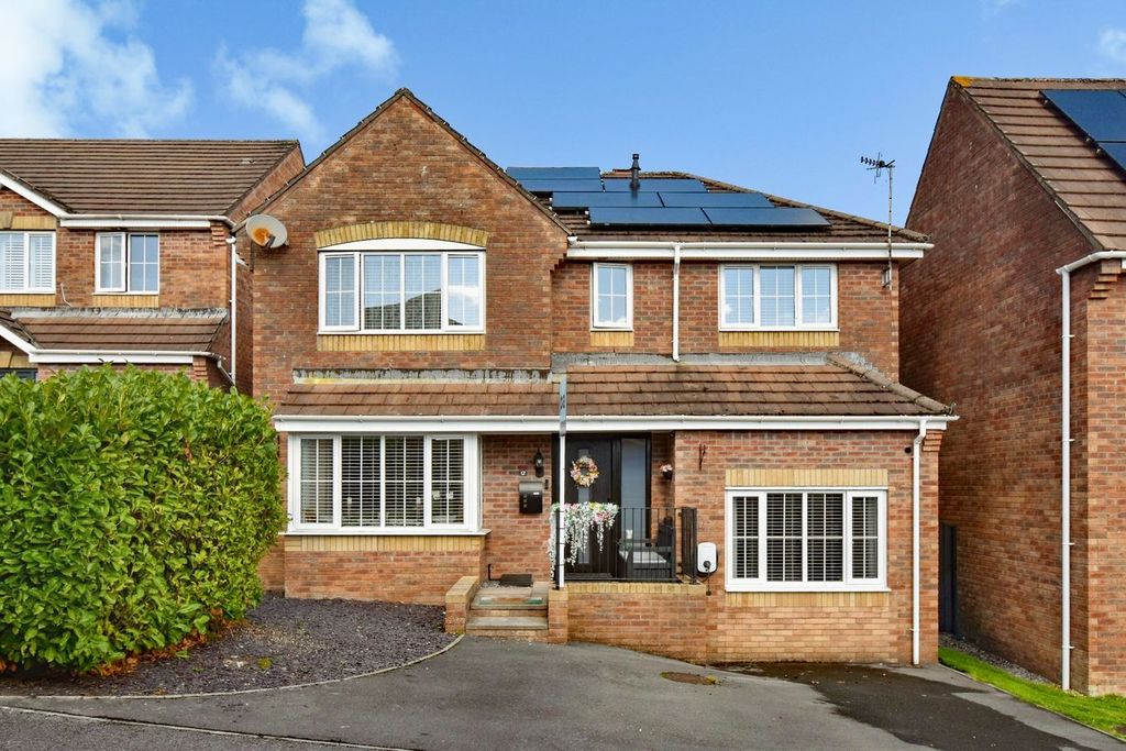Property photo 1 of 34