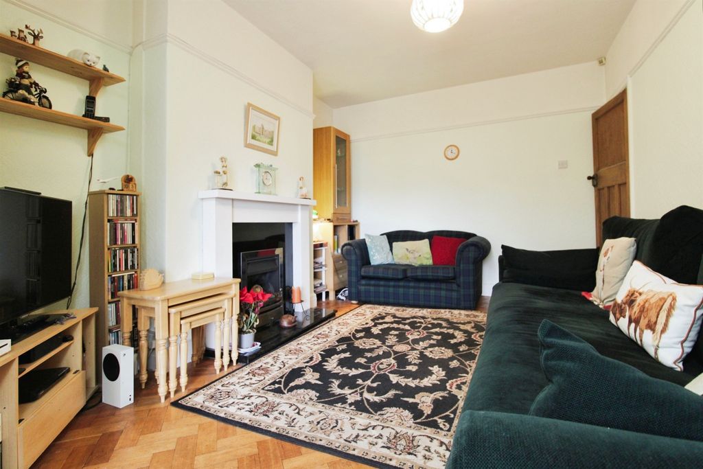 Property photo 3 of 16