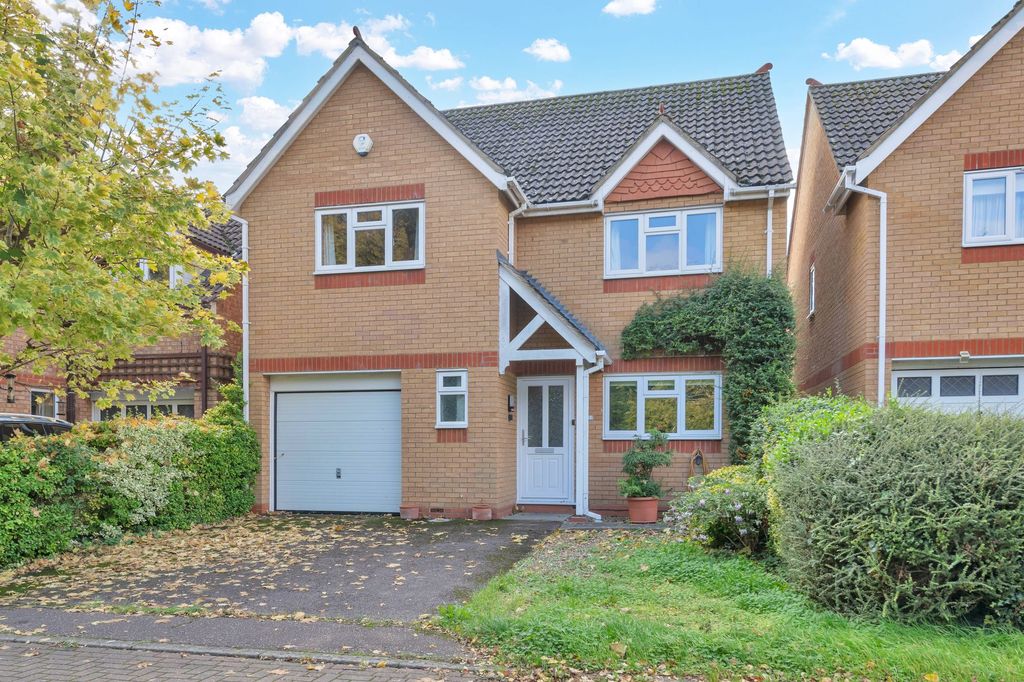 Property photo 1 of 18
