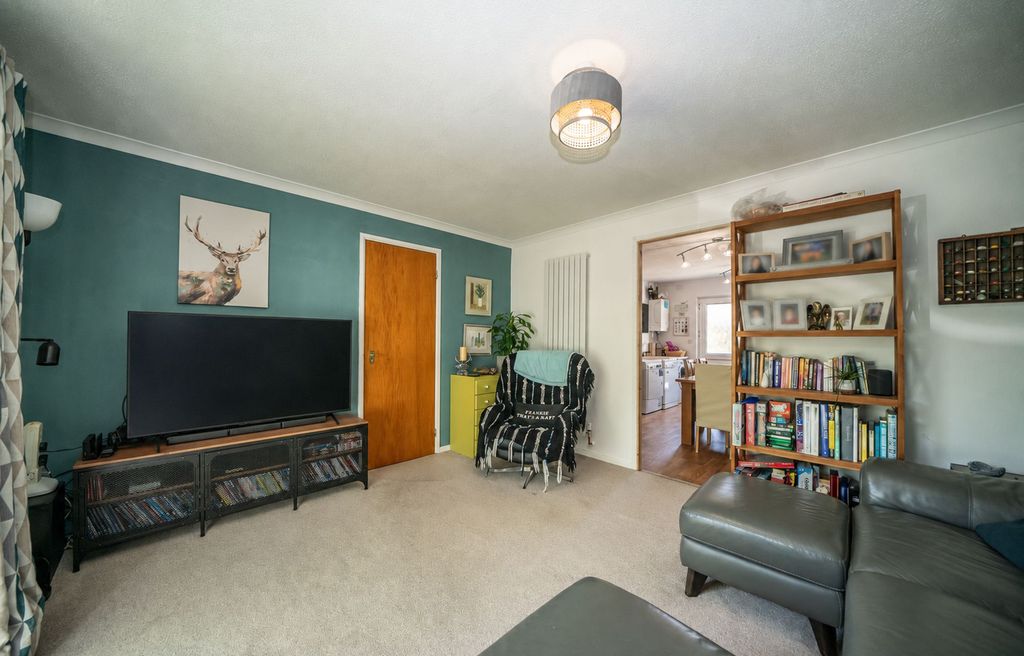 Property photo 2 of 14