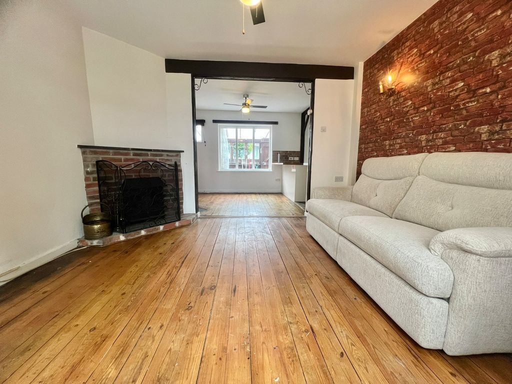 Property photo 3 of 15 Picture No. 03